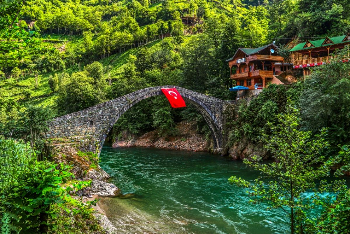 Karadeniz Batum Turu | 3 Gece 4 Gün 